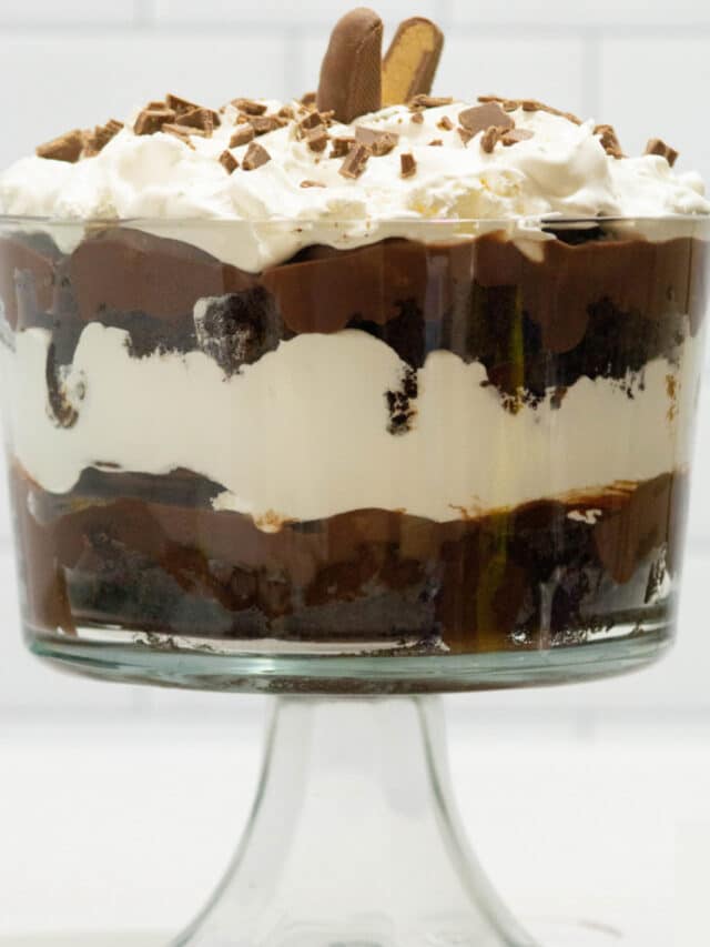 cropped-Easter-Leftover-Candy-Chocolate-Trifle.jpg