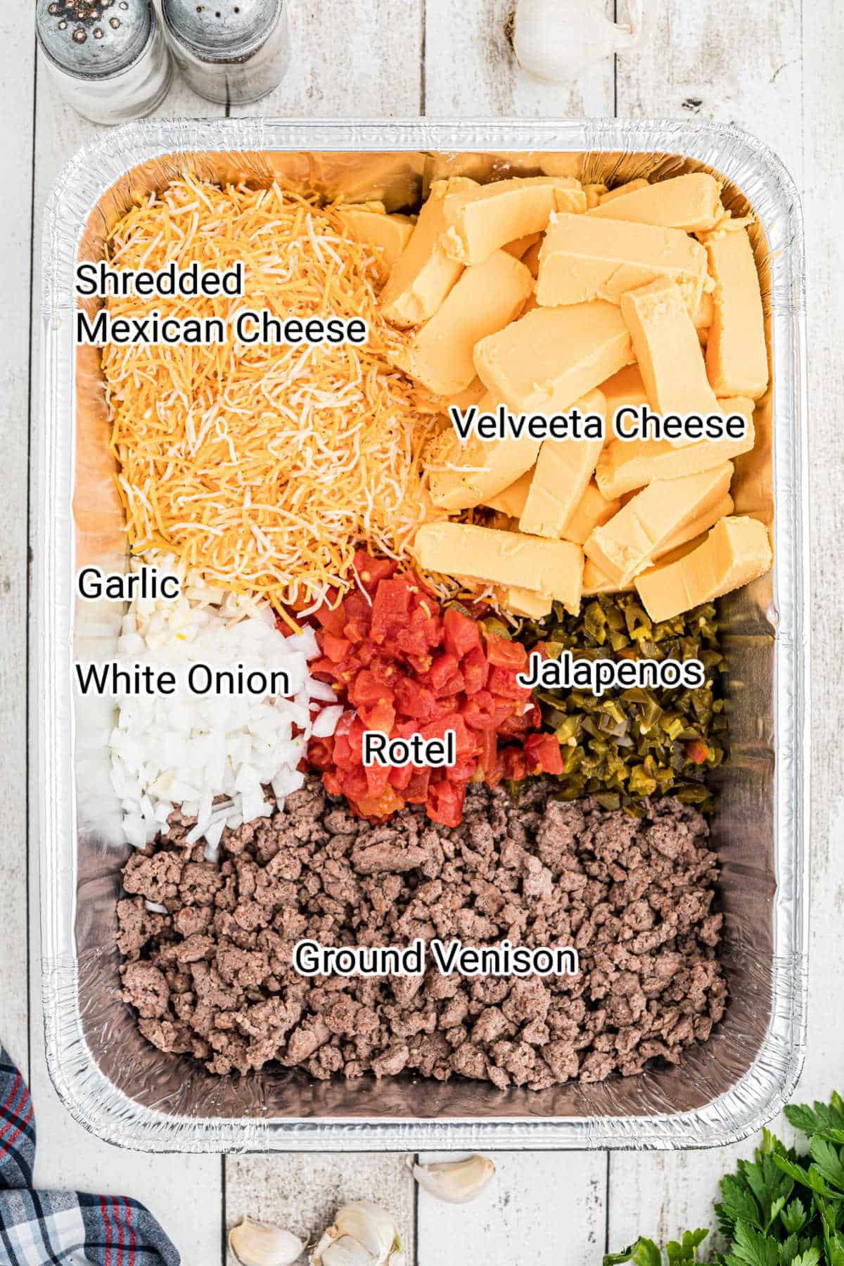 smoked queso dip ingredients
