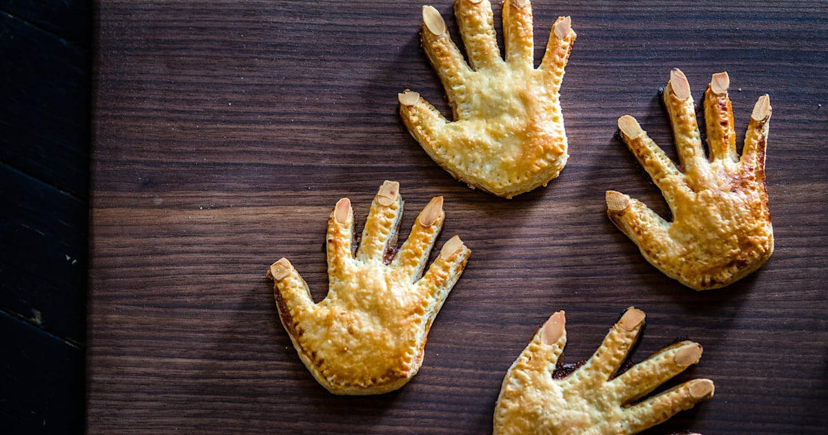 pies shaped like hands
