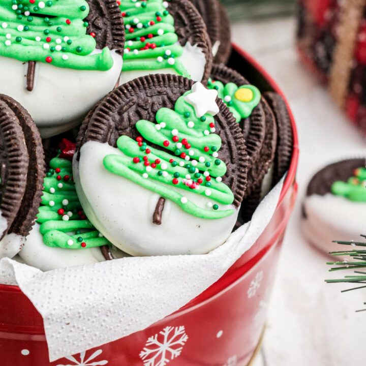 Christmas Oreo Cookies