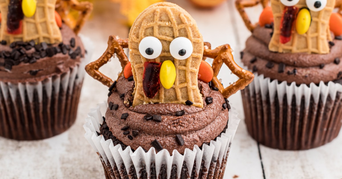 Close up of a Nutter Butter turkey cupcake.