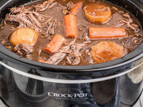 https://thecaglediaries.com/wp-content/uploads/2023/02/Slow-Cooker-Venison-Roast-with-Red-Wine-Featured-Image-500x375.jpg