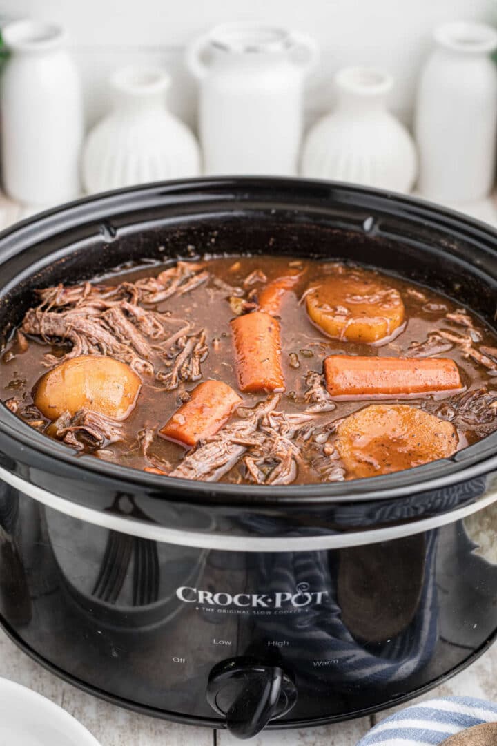 Slow Cooker Venison Roast with Red Wine | The Cagle Diaries
