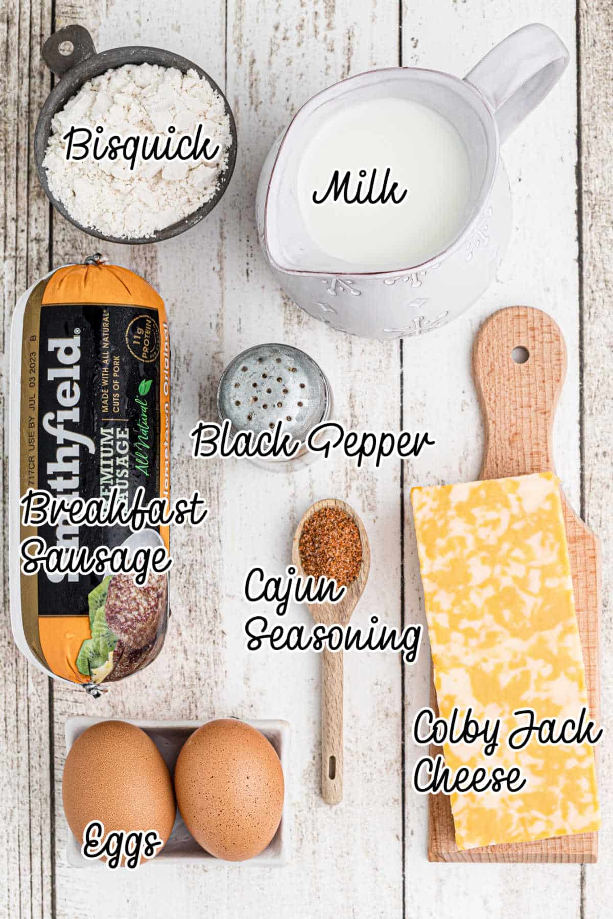 Ingredients needed to make a bisquick breakfast bake.
