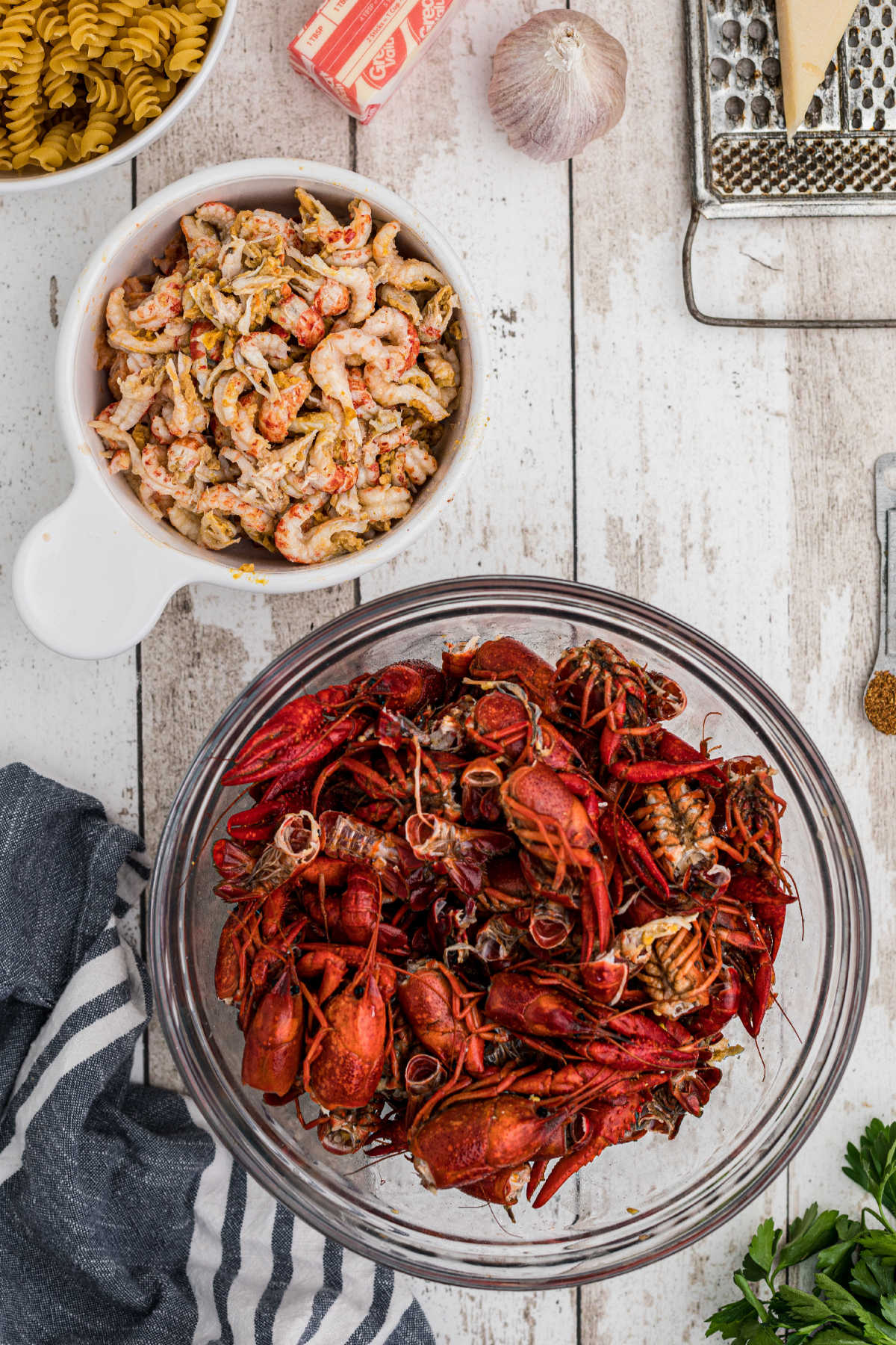 Boiled Crawfish, with a bowl that's peeled.